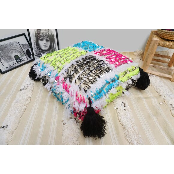 Handmade Moroccan Wedding Blanket Pouf: Berber Tassel Floor Pillow 03YL0495 - Picture 1 of 10